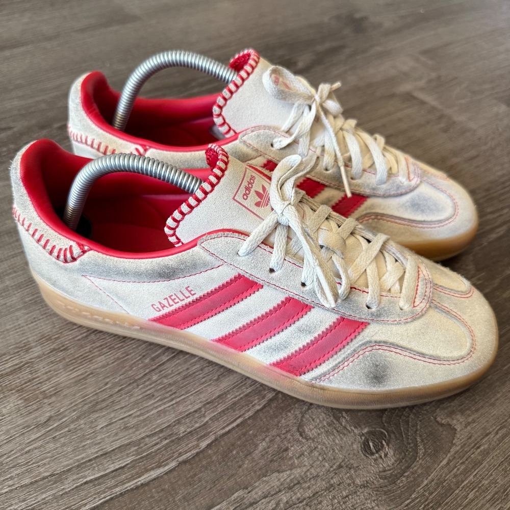 Adidas Gazelle Indoor Sneakers Size 9 White Red Baseball Stitch Gum Sole